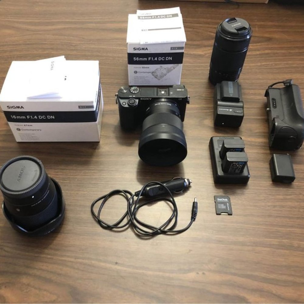 Sony A6000 w/ lenses and accessories